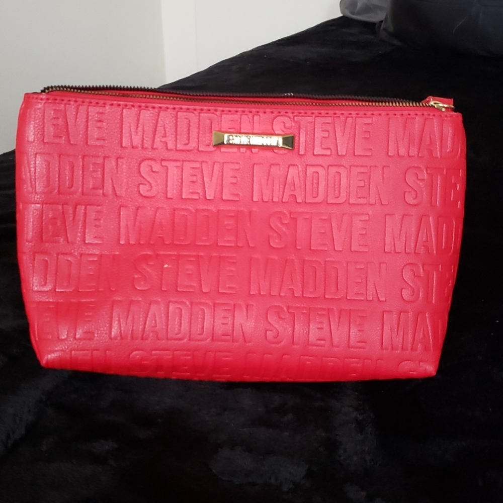 Red steve madden Clutch